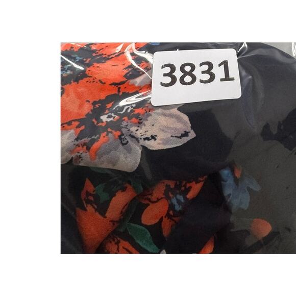 Forever 21 Medium Short Sleeve blue Floral Bouse Back Zipper Polyester - Picture 6 of 6